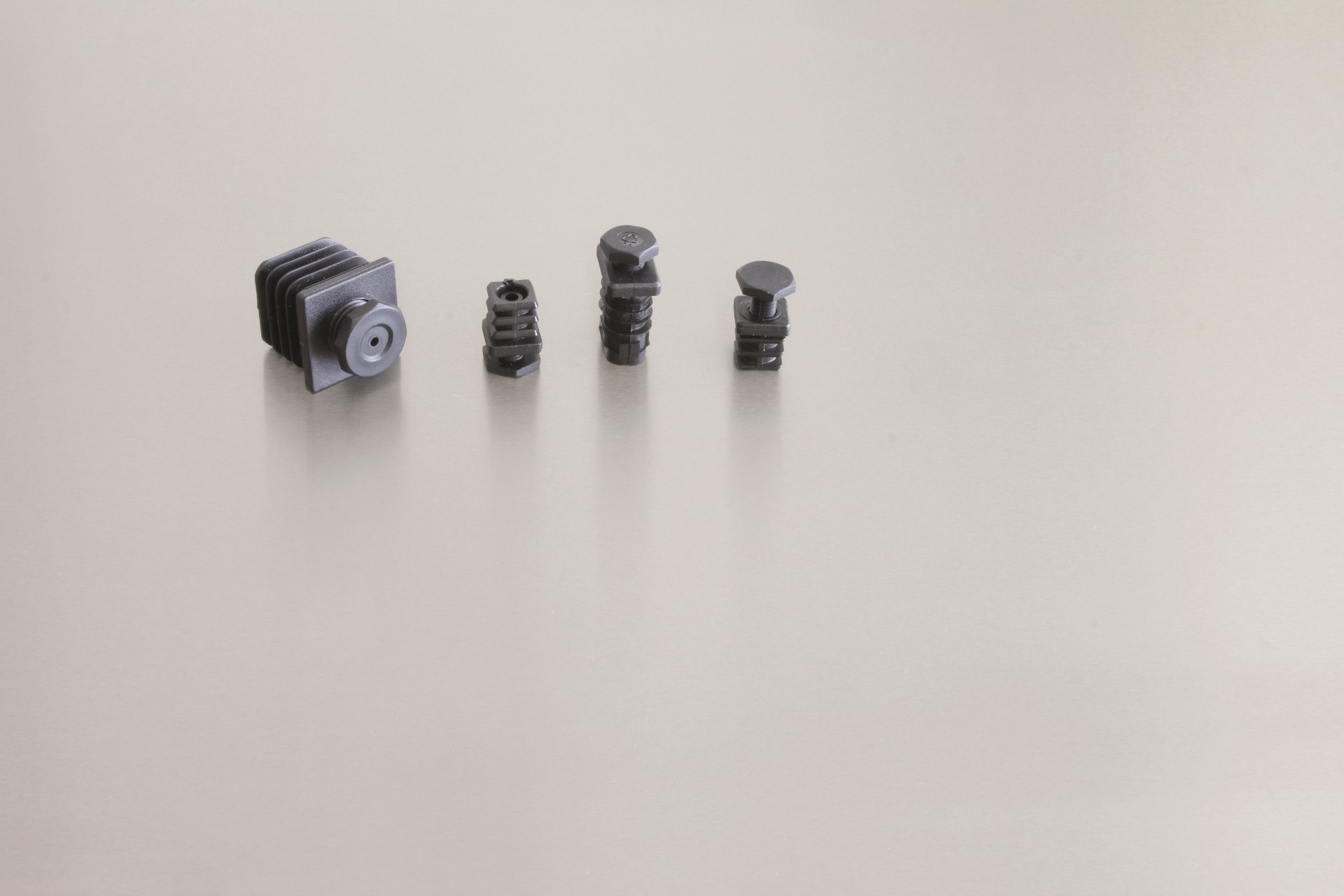 Einsteckschraubfusskappen, schwarz